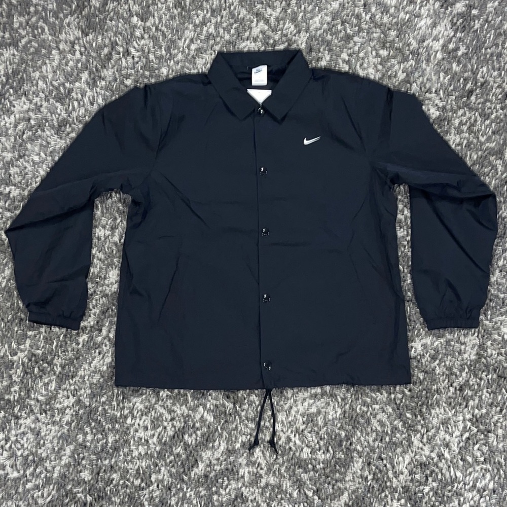 New NIKE Sportswear Authentics Mens Coaches Jacket in Black - Picture 2 of 14